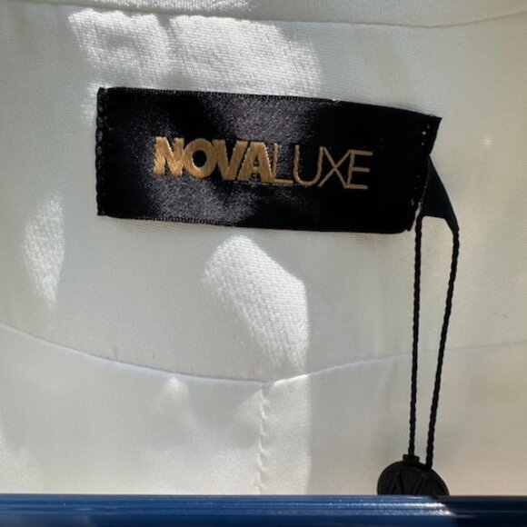 NWT Novaluxe Jasmina Tuxedo suit Blazer only color White Ivory size XS - Picture 9 of 9